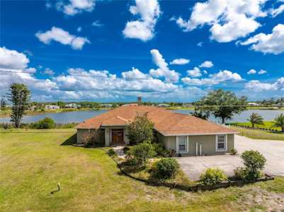2186 Oyster Creek Dr
              Englewood,  FL 34224 photo 3