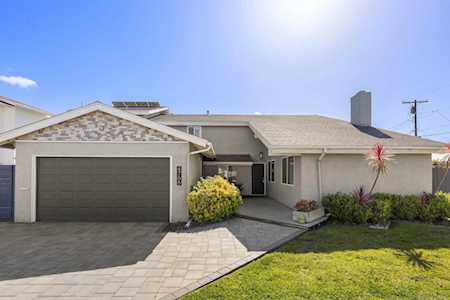 ハウス 92117, CA Homes for Sale & Real Estate | Realtor.com®