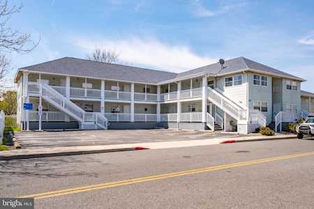 207 8th St #203E Ocean City, MD 21842