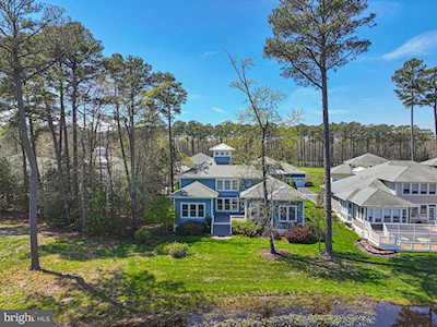 11834 Man O War Ln Berlin, MD 21811
