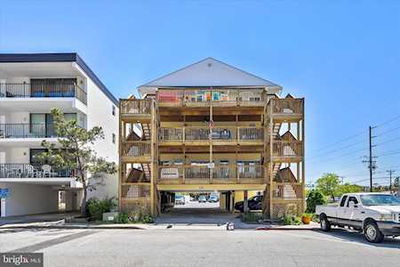 17 143rd St #202 Ocean City, MD 21842