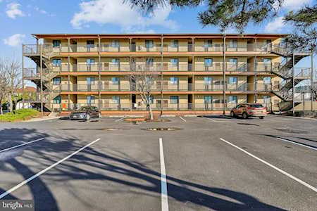203 33rd St #104 Ocean City, MD 21842
