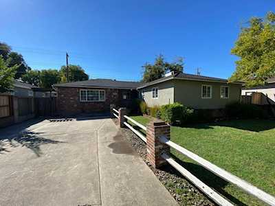 1905 Norman Way Modesto, CA 95350