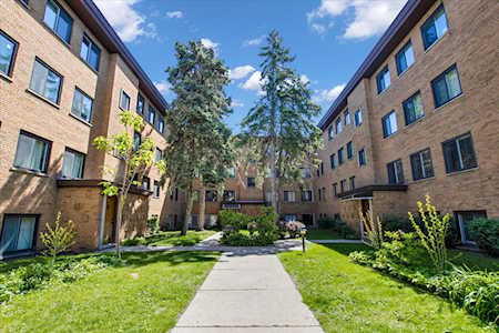 60645 Real Estate Chicago - 60645 Homes & Condos
