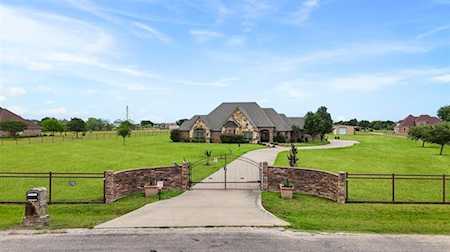 219 Mohundro Road Ferris, TX 75125