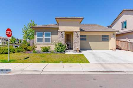 4341 Trailblazer Way Modesto, CA 95356