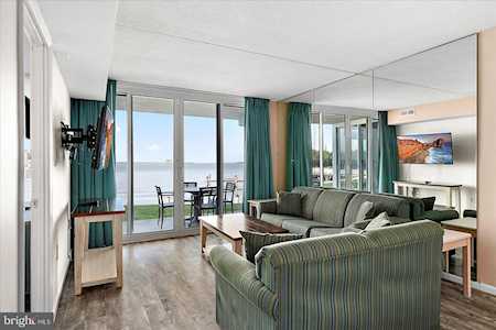 302 32nd St #104 Ocean City, MD 21842