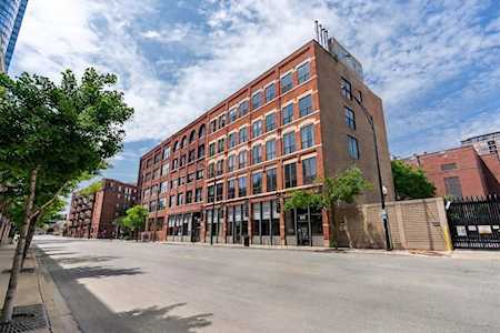 60654 Real Estate Chicago - 60654 Homes & Condos