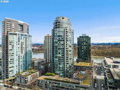 John Ross condo in Portland, OR
