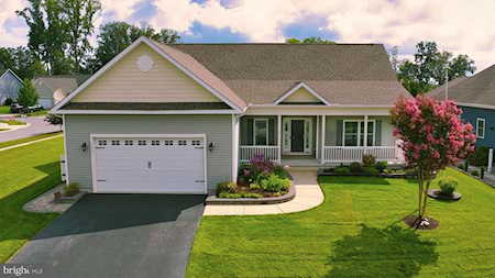 33301 Bayberry Ct Dagsboro, DE 19939