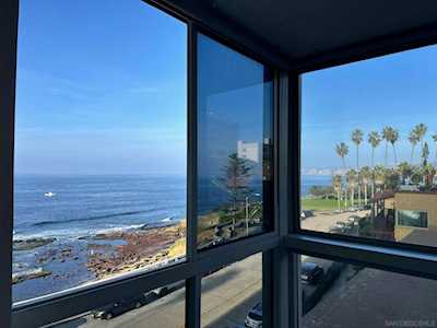 Village of La Jolla Homes for Sale | La Jolla, CA
