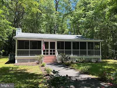 126 Camelot Cir Ocean Pines, MD 21811
