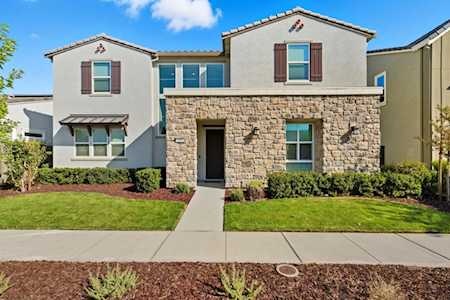 2659 Cordelia Ln Tracy, CA 95377