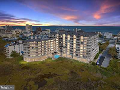 121 81st St #404 Ocean City, MD 21842