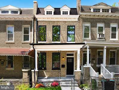 Pleasant Hill - Washington DC Real Estate - Northeast DC Neighborhoods