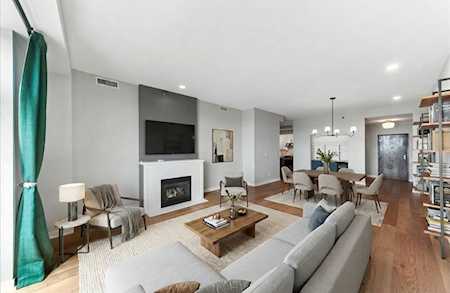 60657 Real Estate Chicago - 60657 Homes & Condos