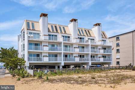 8 75th St #304 Ocean City, MD 21842