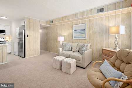 8 121st St #202A Ocean City, MD 21842