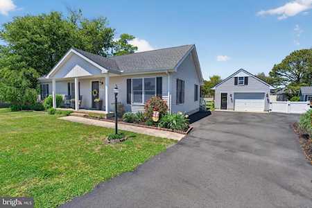 745 Hickman Dr Ocean View, DE 19970