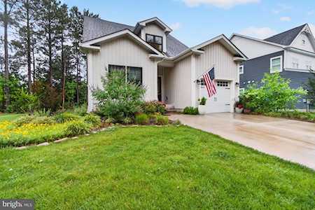 1 Stingray Harbor Dr Ocean View, DE 19970