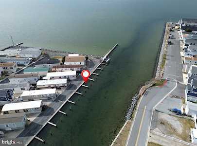 42 Middle Way Ln Ocean City, MD 21842