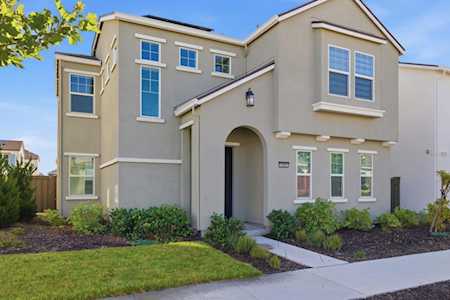 3003 Neil Jerome Dr Tracy, CA 95377