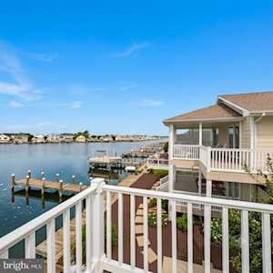 505 S Surf Rd Ocean City, MD 21842
