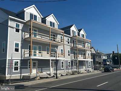 909 N Baltimore Ave #3 Ocean City, MD 21842