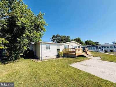 37 Anchor Way Dr Berlin, MD 21811