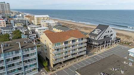 6 42nd St #103 Ocean City, MD 21842