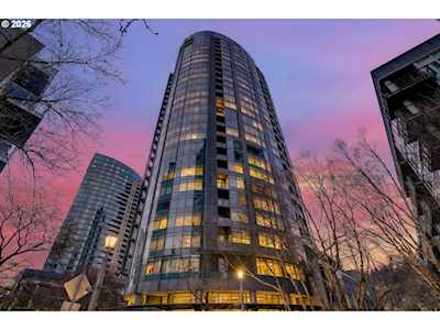 John Ross condo in Portland, OR