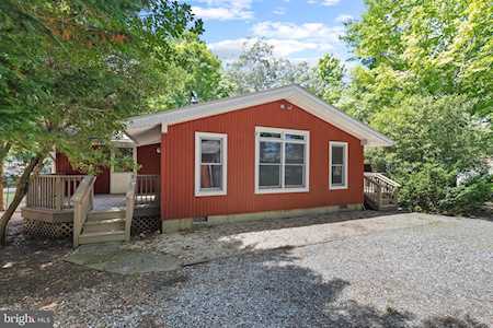 25 Seabreeze Rd Ocean Pines, MD 21811