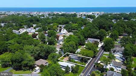 505 Collins St Bethany Beach, DE 19930