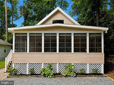 67 Seafarer Ln Ocean Pines, MD 21811