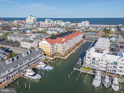 301 14th St #207 Ocean City, MD 21842