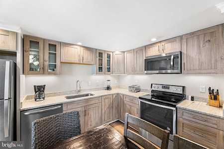 15 40th St #12 Ocean City, MD 21842