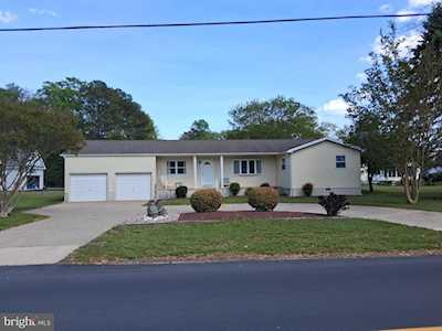 37072 Clubhouse Road Ocean View, DE 19970
