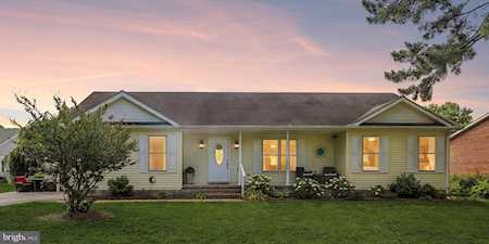 736 Hickman Dr Ocean View, DE 19970