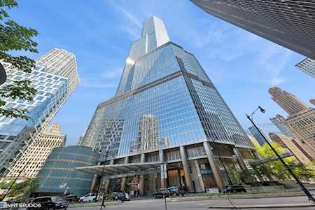 60611 Real Estate Chicago - 60611 Homes & Condos
