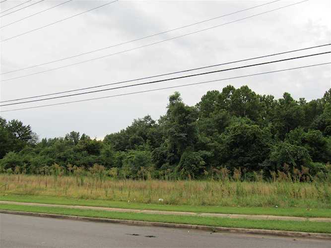 2121 E Raines Rd Memphis, TN 38116