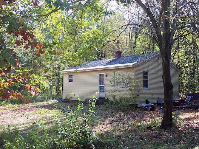 23 Robbins Rd Greenfield, MA 01301