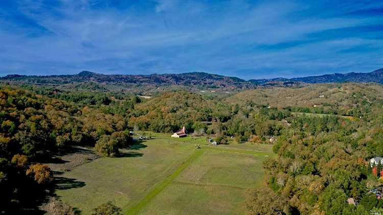 2781 Warm Springs Road Glen Ellen, CA 95442