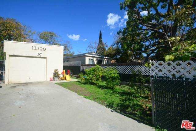 11329 Venice Los Angeles, CA 90066