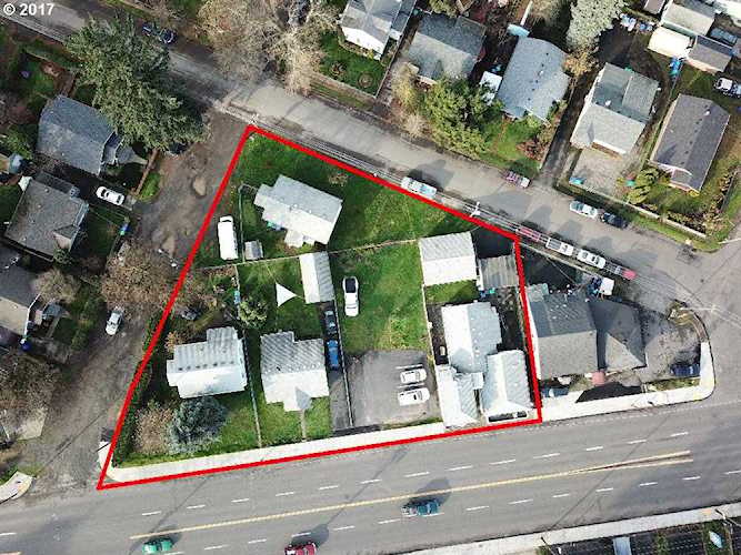 9025 NE Sandy Blvd Portland, OR 97220 | MLS 17271860 Photo 1