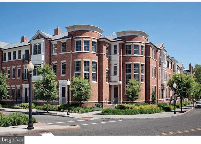 18 Paul Robeson PLACE Princeton, NJ 08542
