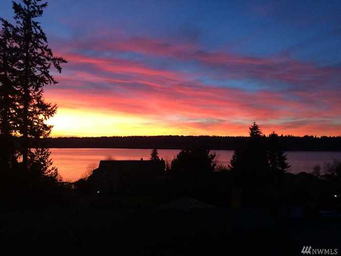 220 Louis Thompson Rd NE Sammamish, WA 98074