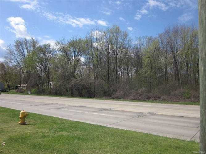 6013 N Newburgh Westland, MI 48185