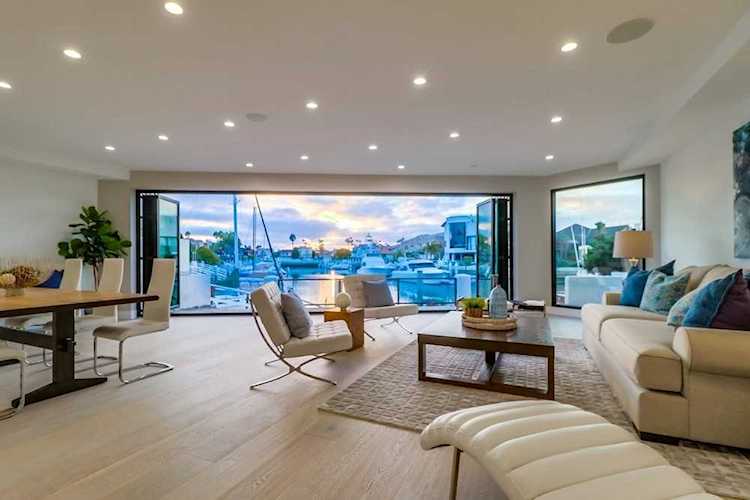 21 Green Turtle Rd Coronado, CA 92118