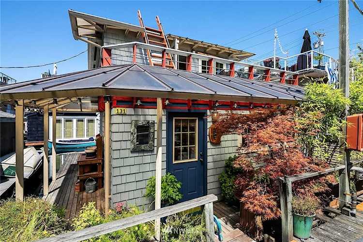 2025 Fairview Ave E #Q Seattle, WA 98102 | MLS ® 1328657 Photo 1
