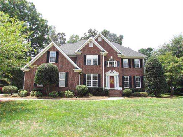 420 Patrick Henry Ct Lake Wylie, SC 29710 | MLS 3424036 Photo 1